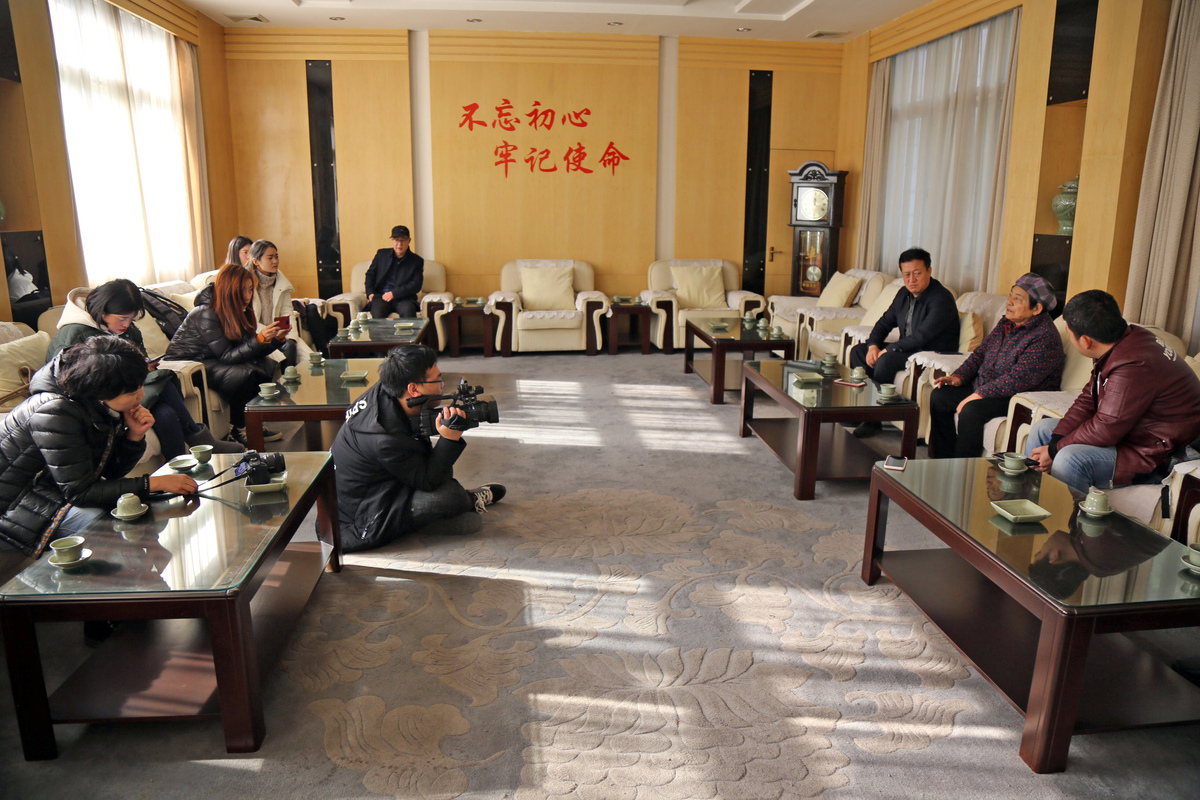 管家婆一肖一码100中,揭秘管家婆一肖一码，揭秘彩票背后的秘密与真相