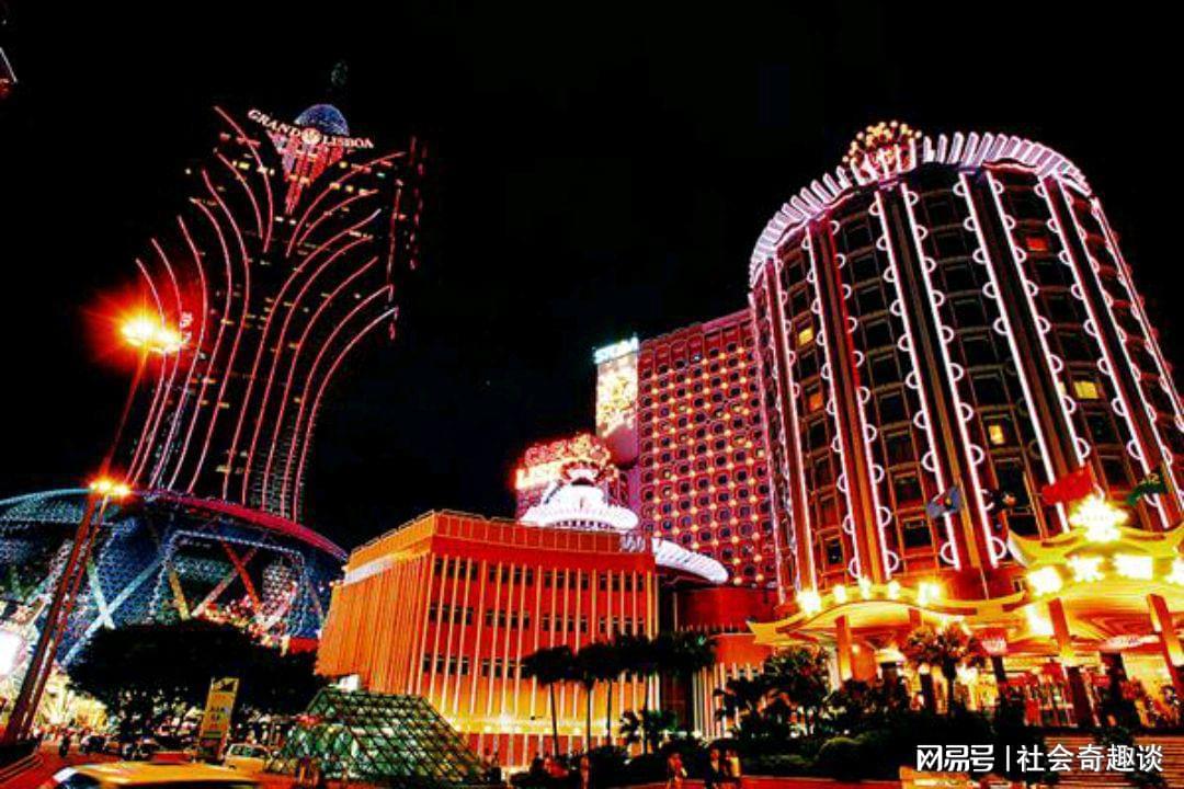 2025新澳门正版免费,探索澳门未来，2025新澳门正版免费展望